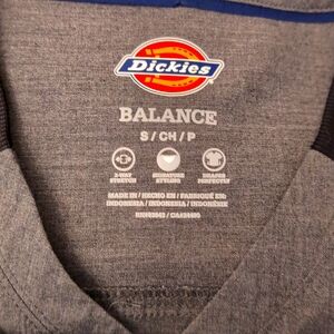 Dickies Small set of heather grey jogger scrubs